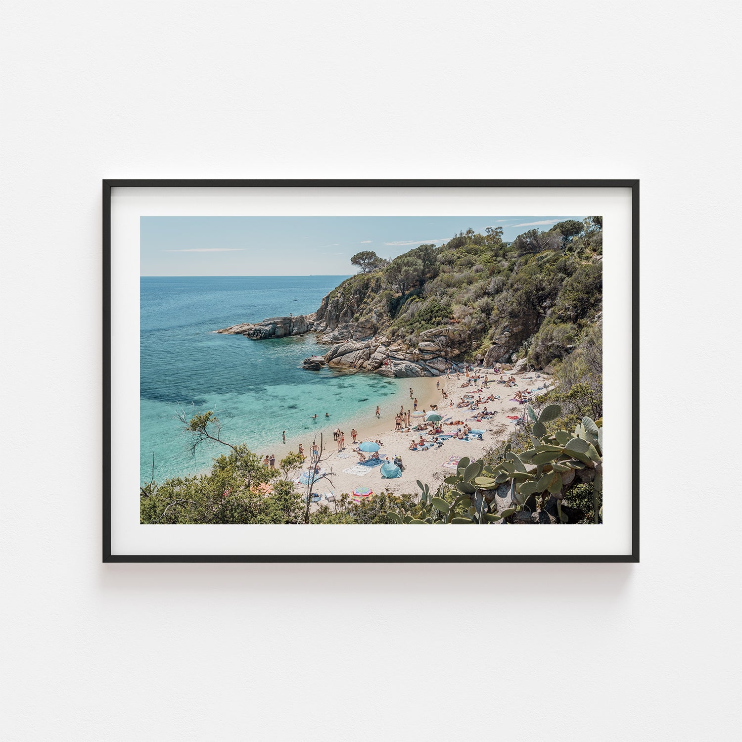 Ciao Bella" Italian coastal text in black frame - typography wall art for coastal homes